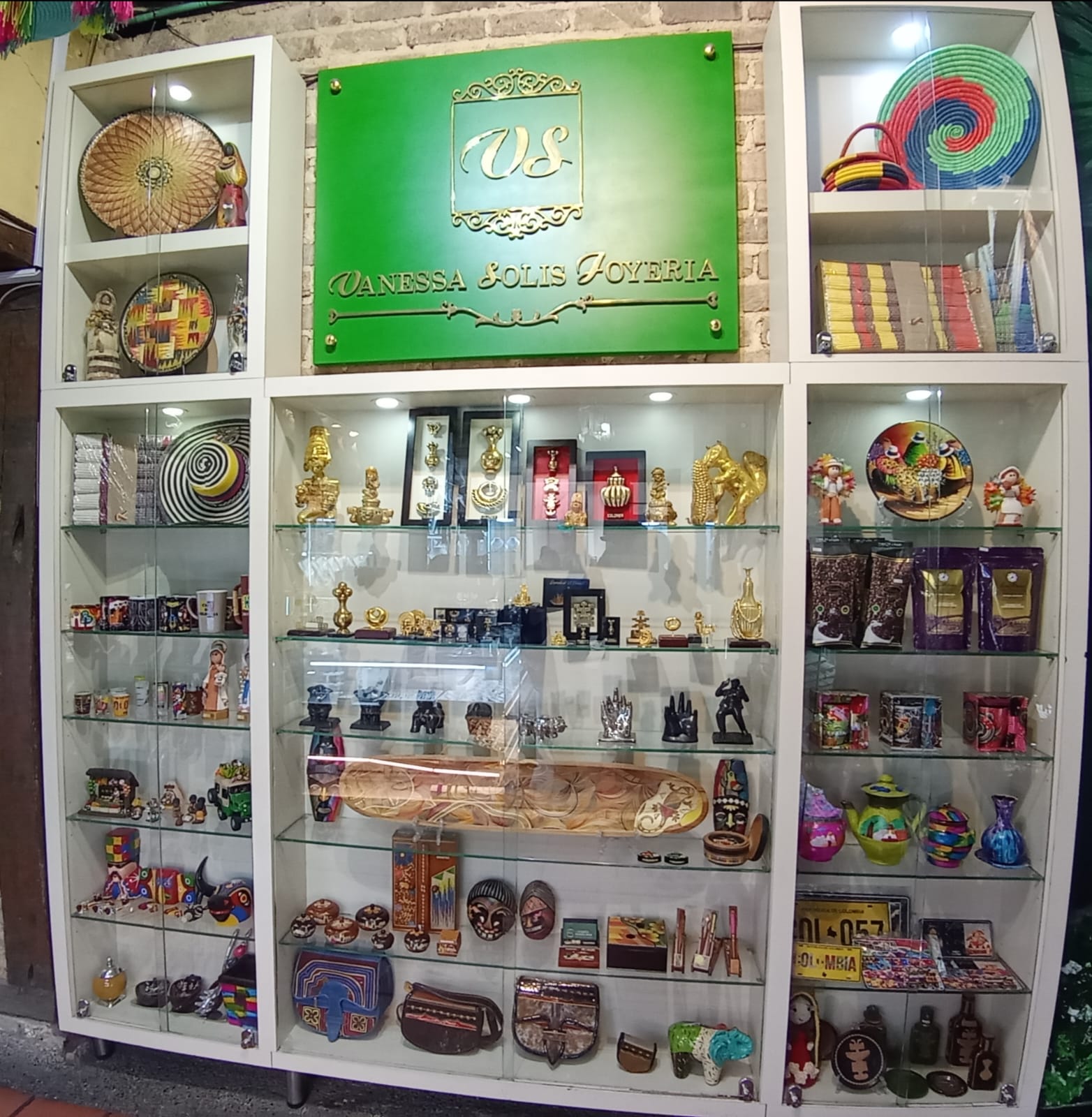 Vanessa Solís Joyería — Stan 5 Local 205, joyería fina hecha a mano | Vanessa Solís Jewelry — Stan 5 Local 205, fine handmade jewelry